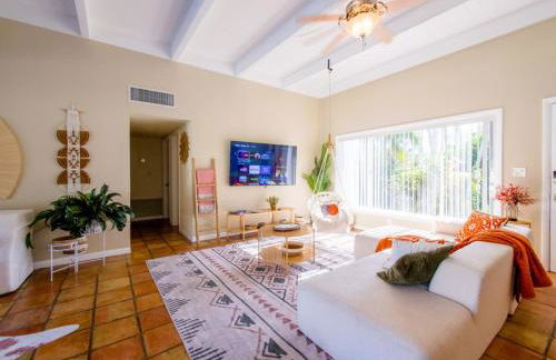 3BD Tropical Luxe Stay with Pool, Gameroom and Grill - Foto 17