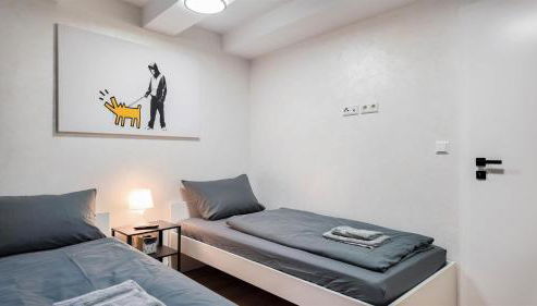 ALFA Stuttgart 2Z-Apartment 4 Betten SmartTV WLAN nahe Wasen Daimler l Bad & Küche l 2BR 4 beds kitchen bathroom - Foto 5, towels