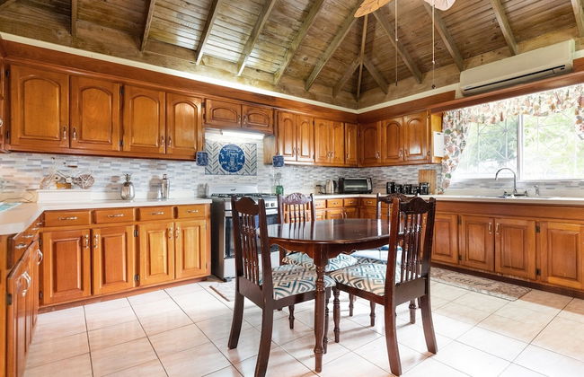 Yancey Largo Villa Perfect Jamaica Ironshore Getaway w Private Pool and Onsite Staff Services by RedAwning - Photo 30