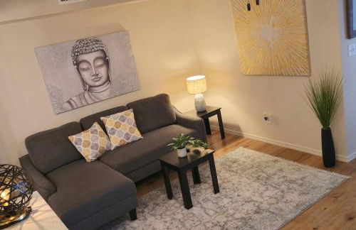 Cozy Updated Cove of Heaven, 5mins to Lake Hefner! - Photo 20