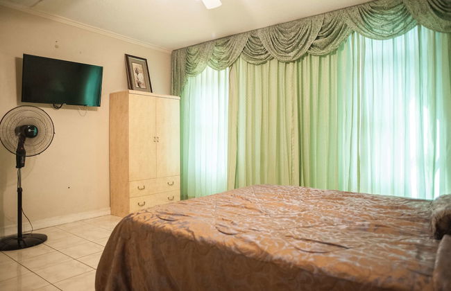 Ocean Breeze at Montego Bay Club Resort - Foto 7