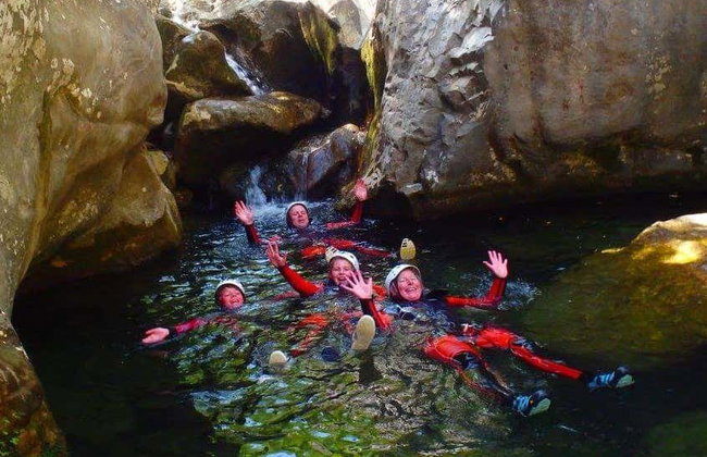 Barranquismo en la Sierra de las Nieves - Foto 4