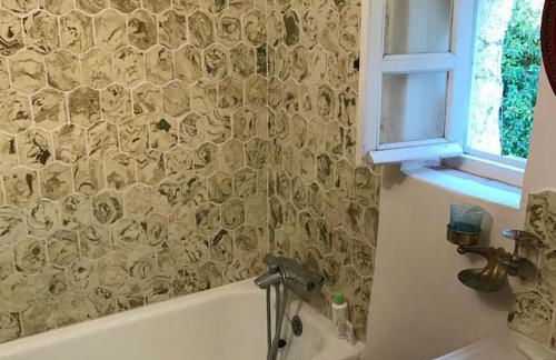 Le Baguier, maison de caractère dans hameau typique provençal - Foto 25