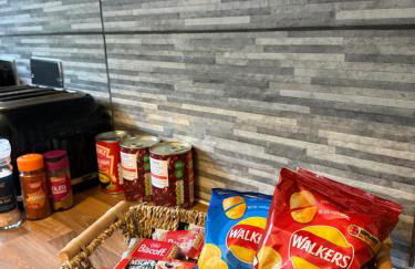 Charming 3 BR - NEC HS2- Long Stays Wifi Parking Airport - Foto 15