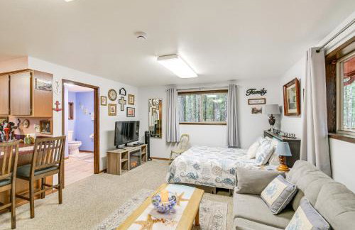 Cute Hoodsport Cottage Close to Lake Kokanee! - Foto 4