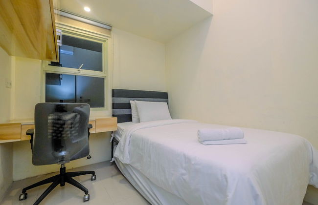 Strategic 2BR Apartment with Workspace @ Season City - Photo 3