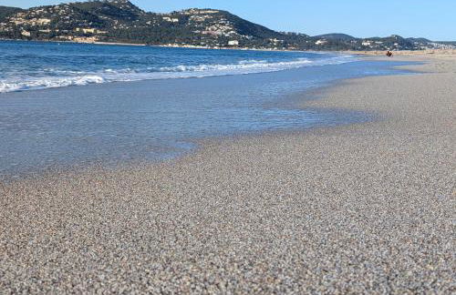 Appartement avec jardin, clim & piscine - Proche plages et randos, parking privé - La Girelle - Foto 22