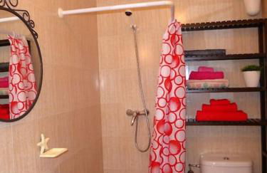 Ático fresco y luminoso con aparcamiento privado - Foto 35