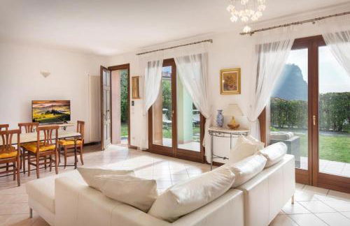 REGINA GARDESANA Luxury - Photo 33