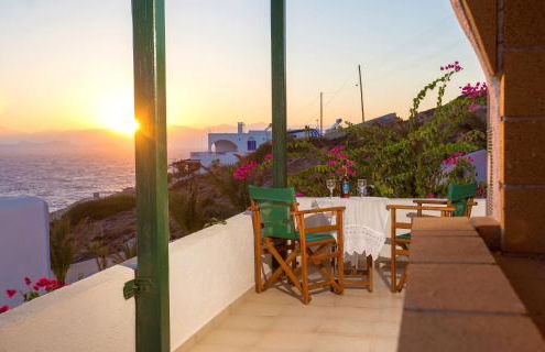 Pahivouni Studios & Suites - Photo 79