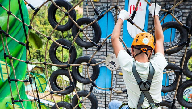 Escalada en Toro Verde Eco Adventure Park - Foto 3, Una pared de escalada