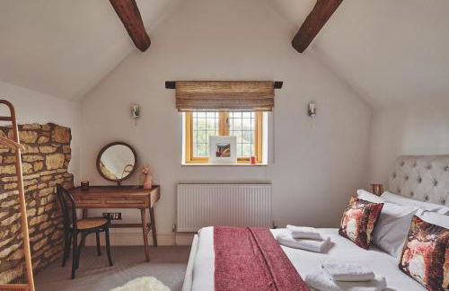 Squirrel Barn - Couples Cotswold Retreat - Photo 6