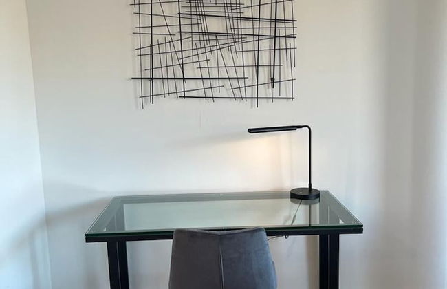 Stylish 2 BR w Roof Deck Access - Mins to NYC - Foto 15