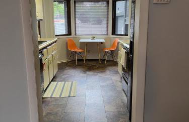 Surf Shack- North Muskegon Oasis - Foto 19