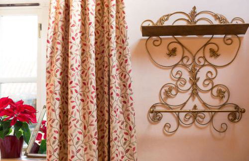 Snow Cottage laid back style with footpaths to a great Macro Brewery Pub - Foto 10