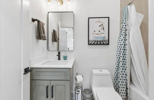 Brand New 5BR house & Carriage House near Downtown - Foto 43