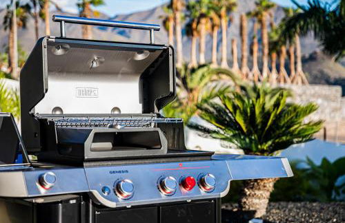 Luxury Villa with Heated Pool & Jacuzzi Near Costa Adeje Golf - Photo 12