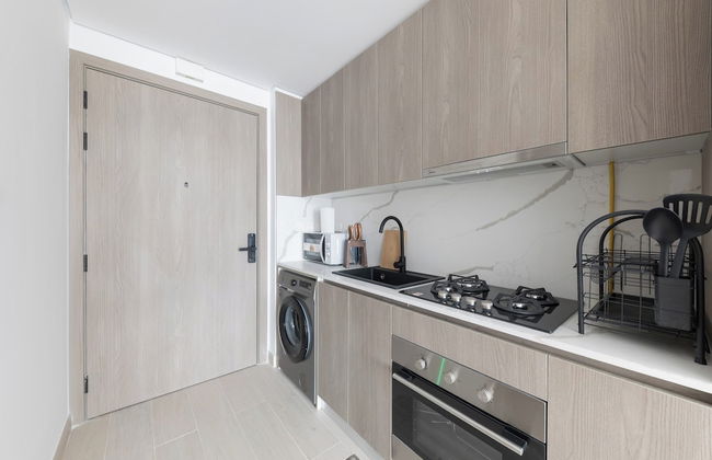 Shining studio in Laya Heights - Photo 21