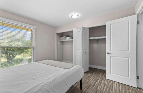 Elegant Escape Prime Location & Style - Foto 19