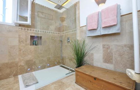 4 Bedroom Amazing Home In Fréjus - Foto 38