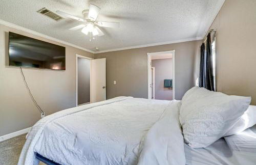 Paddle, Swim and More! Charming Home in High Springs - Foto 12