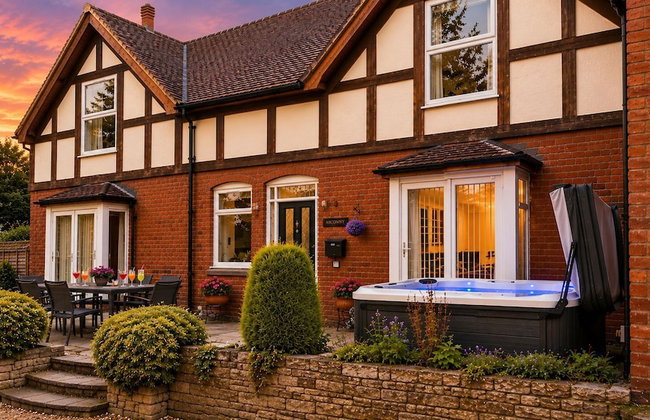 Arden Hill Farm House - Sleeps up to 16 - Snooker Table - HOT TUB - Foto 41