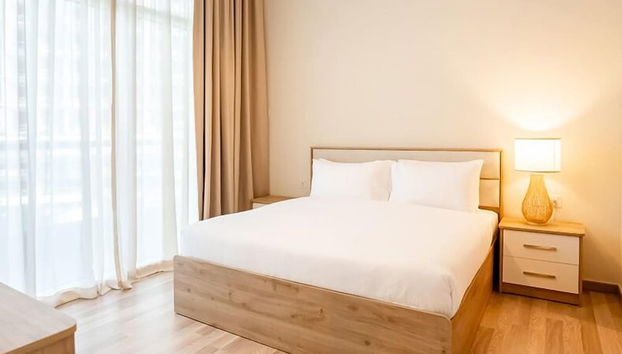 Homesgetaway-Cozy 1BR Bay Square Bldg. 9 - Foto 2, Habitación