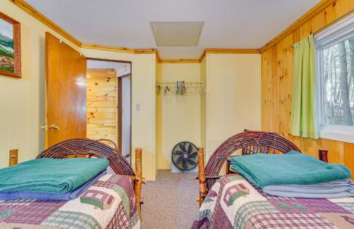 Inlet Lakefront Home Private Dock and Beach Access! - Foto 17