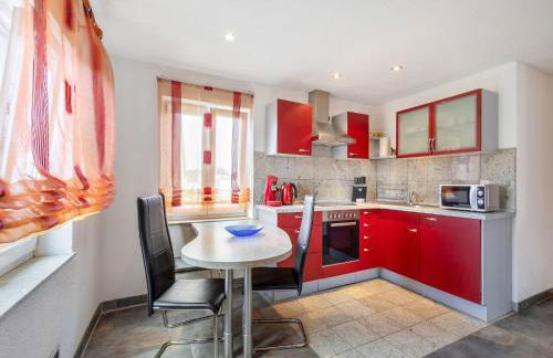 Bold & Chic Stay, Altshausen - Foto 11