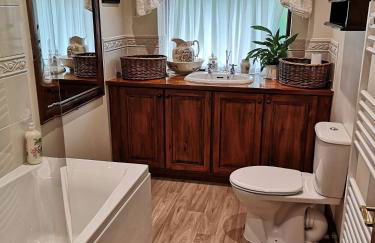 Maywalk House B&B - Photo 5