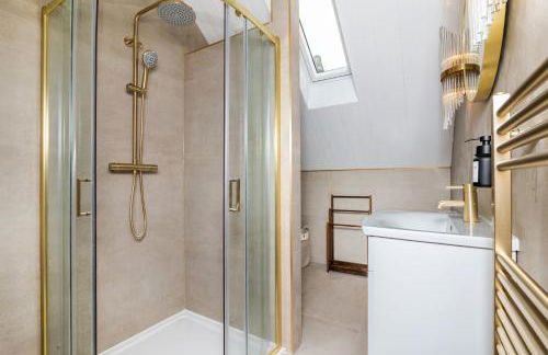 2 Bedroom Cottage-Free Parking - Photo 30