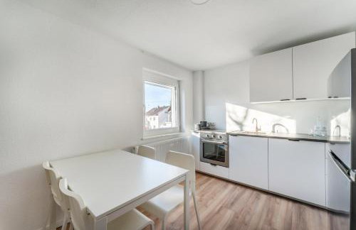 Komfortable Unterkunft für Monteure und Reisende - zentrale Lage, volle Ausstattung, fairer Preis - SCH05 - Foto 3