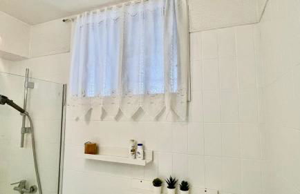 Los cristianos Vistas al mar y cerca de la playa - Photo 23