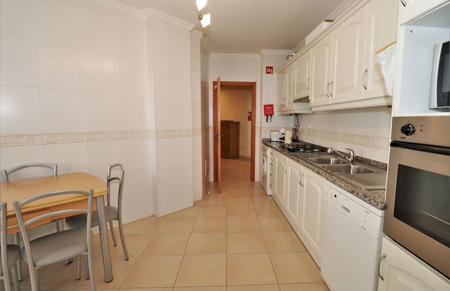 Lovely 2 -bedroom Vacation Apartment In Quarteira - Foto 13