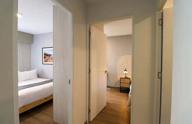 w Lively 2BR With Balcony in Miraflores - Photo 14