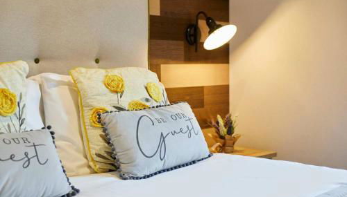 Cherry Lodge with Hot Tub - Foto 3