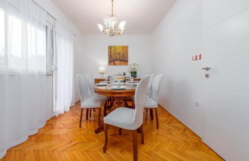 Four-Bedroom Holiday Home Lovinac With An Outdoor Swimming Pool 09 - Foto 31