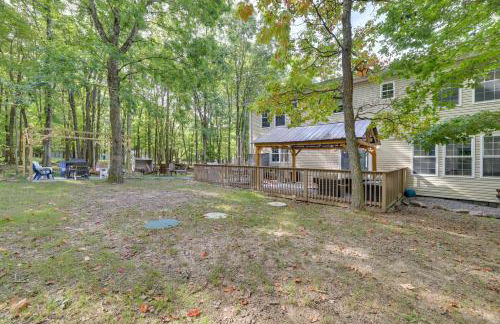 Game Room and Home Theater! Immaculate Poconos Lodge - Foto 37