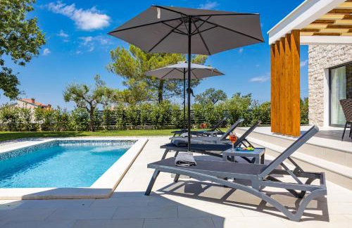 Villa Zanetta pet friendly near Poreč for 6 people with sea view & private pool - Foto 16