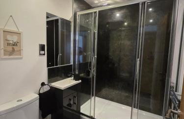 City Centre Luxury Apartment - Foto 29