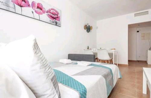 Apartamento con patio y piscina cerca de Sevilla - Photo 8