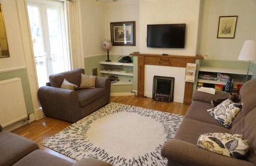 Midsomer Manor, Sleeps 16, Hot Tub, Near Bath - Foto 10