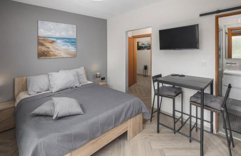 Awesome Apartment In Micetici With Wifi - Foto 25