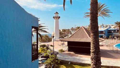 VIVIENDA ÚNICA EN PRIMERA LÍNEA DE PLAYA - Foto 2