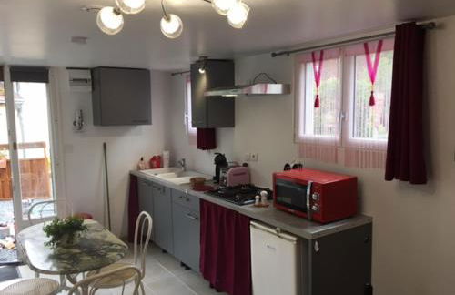 Gite des 2 arbres de la sagesse , agréable chalet avec spa privatif - Foto 5