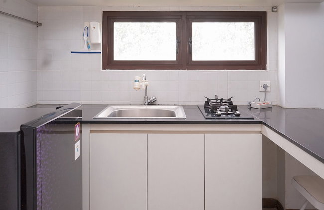 Comfy And Minimalist 2Br At Asatti Apartment - Foto 7