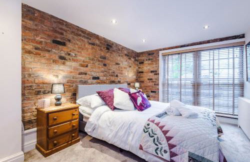 Belvedere House - Serene Countryside Escape - 4 Bedrooms Sleeps 8 - Photo 3