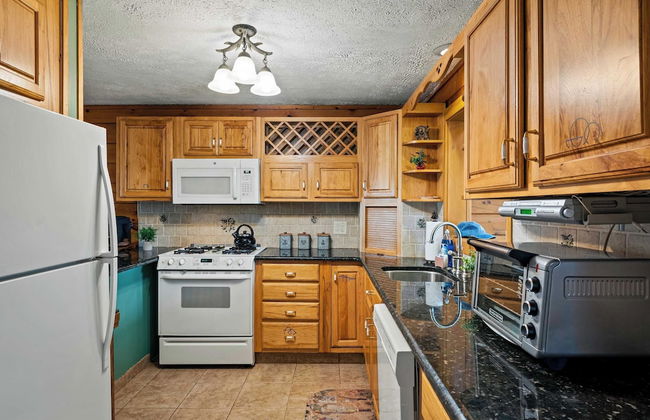 Deer Haven Cabin by Avantstay Waterfront Dock + Firepit - Foto 39