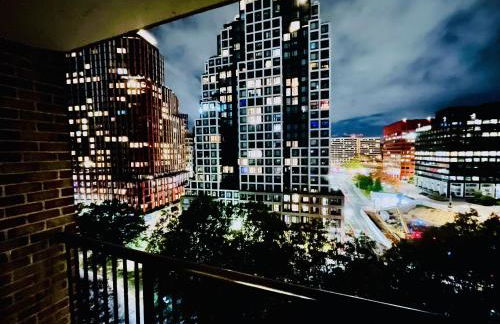 Executive Suite at National Landing - 1BR, Metro, Gym, Pool, Sauna, 2 Queen Beds - Foto 25