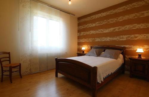 Gîte rénové avec terrasse près de Retournac - FR-1-582-248 - Foto 7